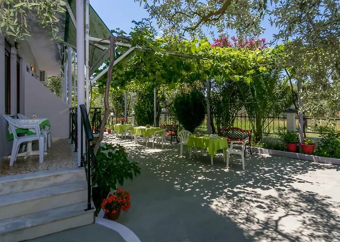 Panagiotas House أستريس