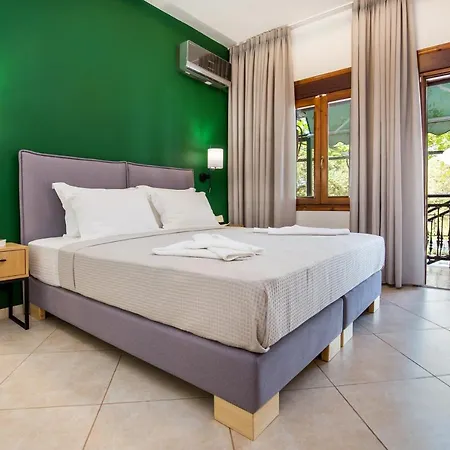 Panagiotas House Appartamento Astris