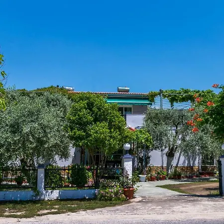 Panagiotas House * Astris